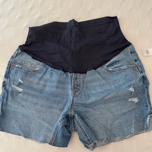 Brand new maternity jean shorts from Old Navy - tags still on.
